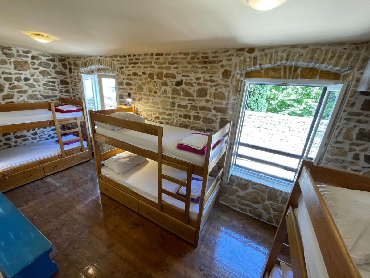 Tequila Bar Hostel (Adults Only) Zadar Exterior photo